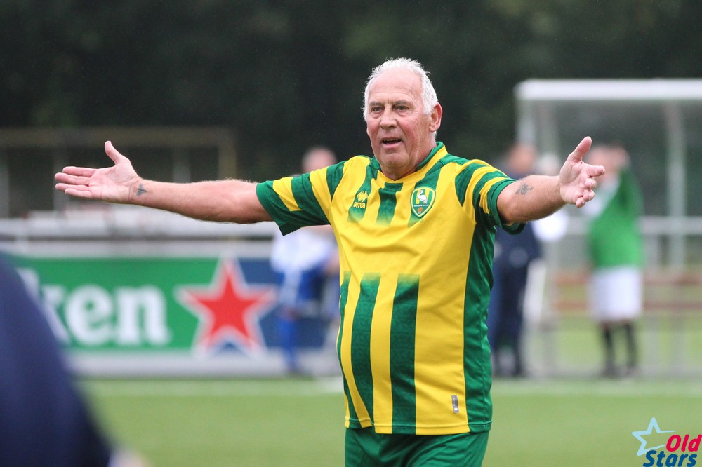 images/gallery/24aug24_OldStars-HaagseVoetbalhistorie